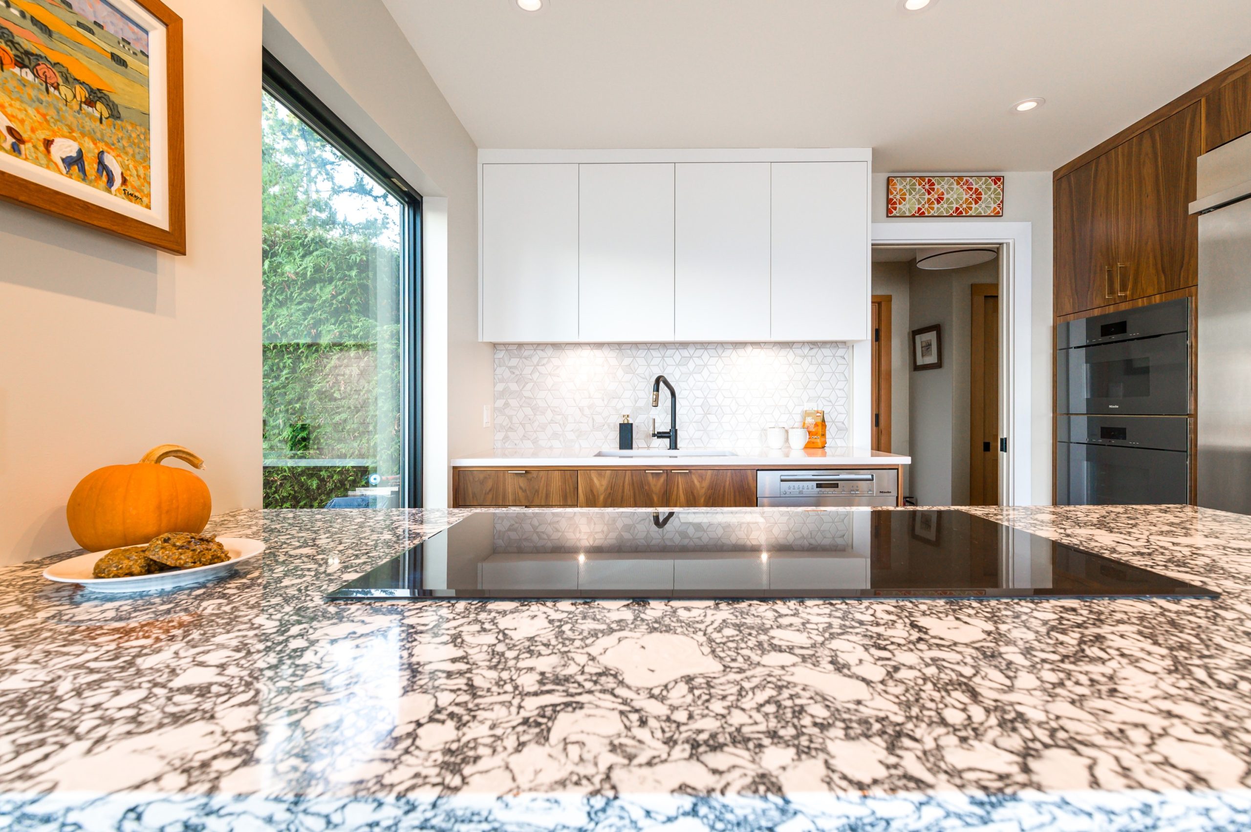 Beautiful kitchen quartz countertops showing smooth surface that is easy to clean and maintain